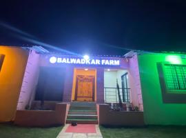 Balwadkar farm, cabaña o casa de campo en Kolvan