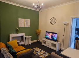 Primos Castle - 1 Bedroom in North Shields, hotel in North Shields