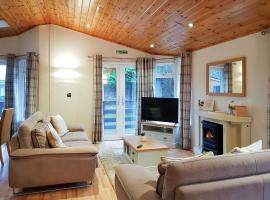 Kingfisher Lodge - Uk46046, vila di Balloch