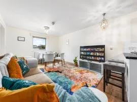Modern Spacious 1 Bedroom Flat in Camden