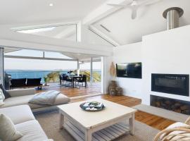 Ambleside By The Sea - Wifi Available ค็อทเทจในHardys Bay