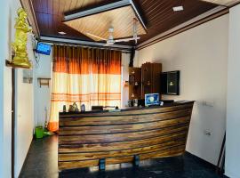 Esha Beach Resort Rooms, hotel a Trincomalee