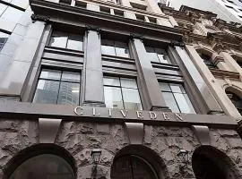 Heart of Sydney CBD Chic One Bedroom Apartment with Pool on Bridge Street
