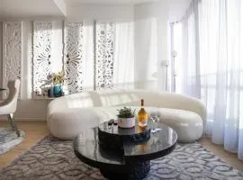 Essence Residence With Balcony