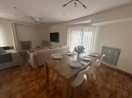 Llanes Suite VUT-6201-AS