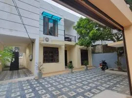 Pelican Beach Resort - Mirissa, Right Opposite to Coconut Tree Hills