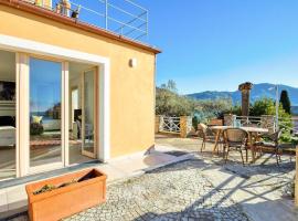 Awesome Home In Recco With Wifi – hotel w mieście Recco
