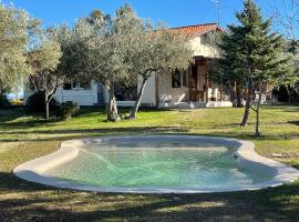 Villa Acquabella, guest house in Ortona