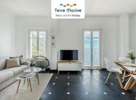 Sea Breeze Flat, Terre Marine