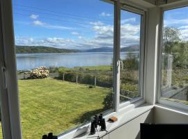 The Cottage, overlooking Loch Fyne, hotel in Cairndow