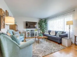 10 Mi to Dtwn Denver Lakewood Home with Patio