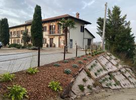 Tenuta Agricola La Cava- Cantina e Agriturismo, hotel a San Damiano dʼAsti