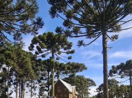 Snow Valley Eco Lodge, семейный отель в городе Сан-Жуакин