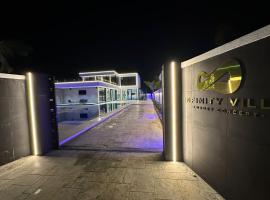 Infinity Villa, hotel con estacionamiento en Rrushkull