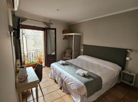 Hostal La Campana, alquiler vacacional en Toledo