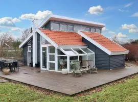 6 person holiday home in Karrebæksminde-By Traum