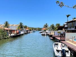 Ótima Casa com Piscina, Sauna e Churrasqueira, koča v mestu Cabo Frio