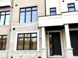 Brand New Townhouse in Vaughan ON, hotel din Vaughan