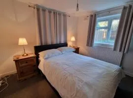 Beautiful Double Room In Acton, West London