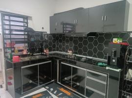 Homestay an nur, vacation home in Kuantan