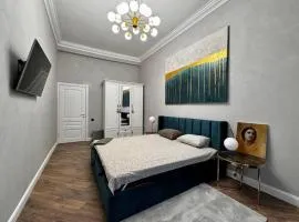 Deribasivska 10 Luxury Apartment