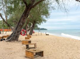 Tropical Bay Grand World Phu Quoc, hotel in Phu Quoc