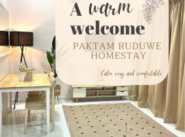 Paktam Ruduwe Homestay, hotel en Marang