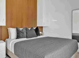 Phaedrus Living Alkminis Seaview Suites Mare