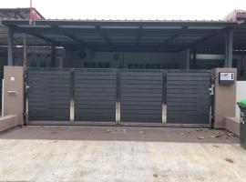 Modern 3 bedrooms House, Walking distance to Kulim Town by Mr Homestay、クリムのヴィラ