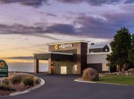 La Quinta by Wyndham Santa Rosa, hotelli kohteessa Santa Rosa