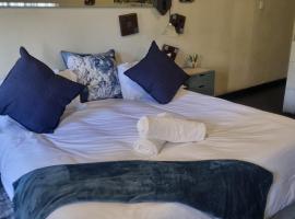 Bedrock Guest Studios, guest house in Strand