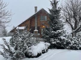 Chalet Ro, hotel in Peştera