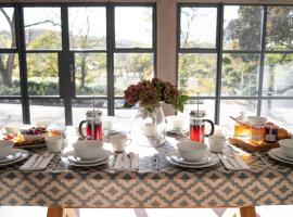 Lakeview Barn, sleeps 5-7 Guests new inside