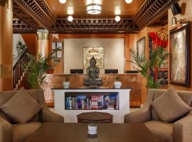 Hotel Tibet โรงแรมที่Lazimpatในกาฐมาณฑุ