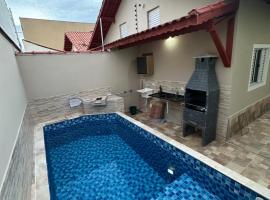 Casa na Praia com Piscina - Mongaguá - Drake House, holiday home in Mongaguá