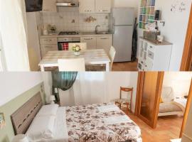 Leto's APARTMENT in Sanremo - parking & garden, Hotel mit Parkplatz in Sanremo