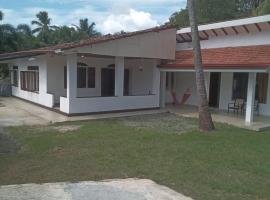 1, 2, 3, 4 or 5 roomed full homes with gardens Negombo, atostogų būstas Negombe