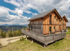 1A Chalet Rast - Grillen mit Traumblick, Indoor Sauna, hotel in Bad Sankt Leonhard im Lavanttal