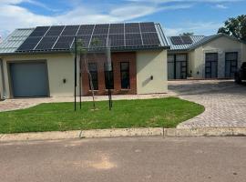 De Marea villa, pet-friendly hotel in Naboomspruit