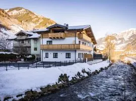 RIVERSIDE RAURIS APARTMENTS