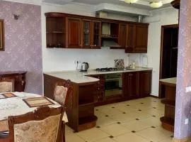 History на проспекті свободи 49