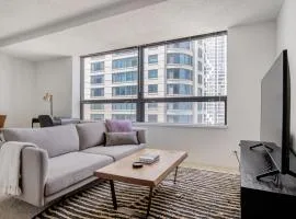Streeterville Studio w Gym Pool nr Navy Pier CHI-445