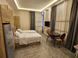 Luxury Accommodation, hotel med parkering i Sheikh Zayed