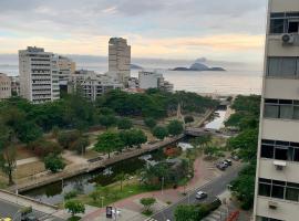 Fronteira Leblon/Ipanema - Vista fantástica!, hotel perto de Country Clube - Rio de Janeiro, Rio de Janeiro