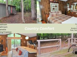 Hedgesville에 위치한 호텔 Country Comfort -Country Escape!