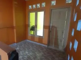 Toko Roti Maura guest house