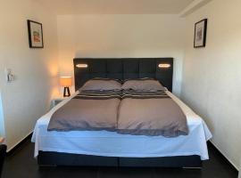 Günstige Zimmer-Unterkunft Zimmer mit Gemeinschaftsbad, hotel en Lörrach