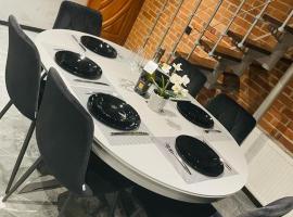 BRIVIBAS RESIDENCE - STONES, free PRIVAT parking, free WIFI, self check-in