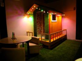 Dk's Paradise Homestay, cottage in Agra