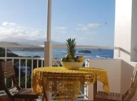 Appartement de la baie, vue magnifique, Tartane